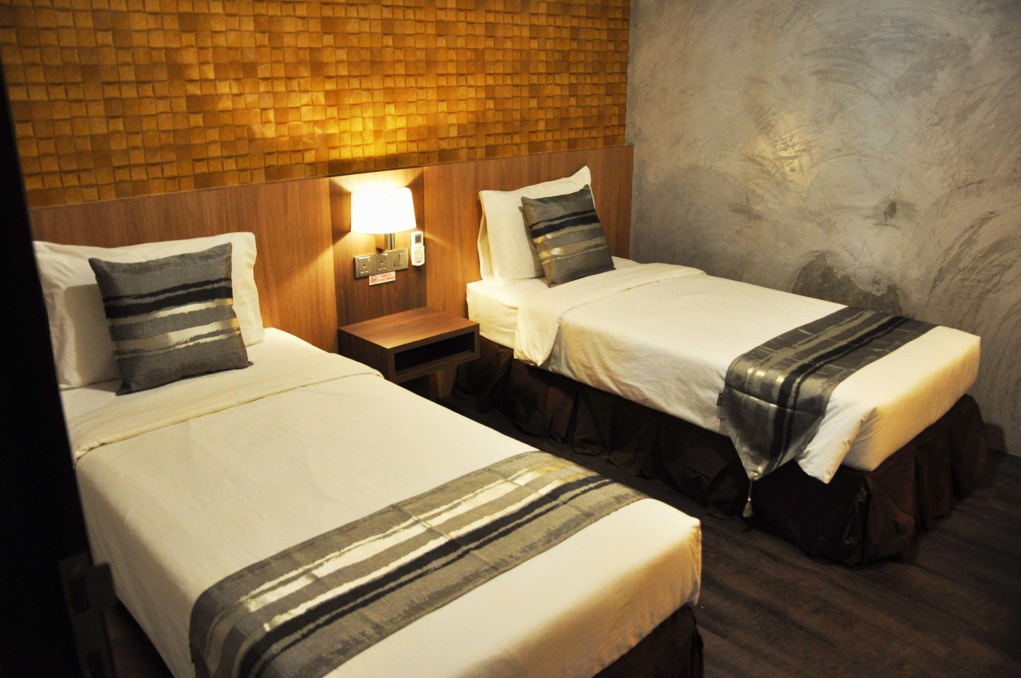 Valya Hotel, Ipoh Extérieur photo
