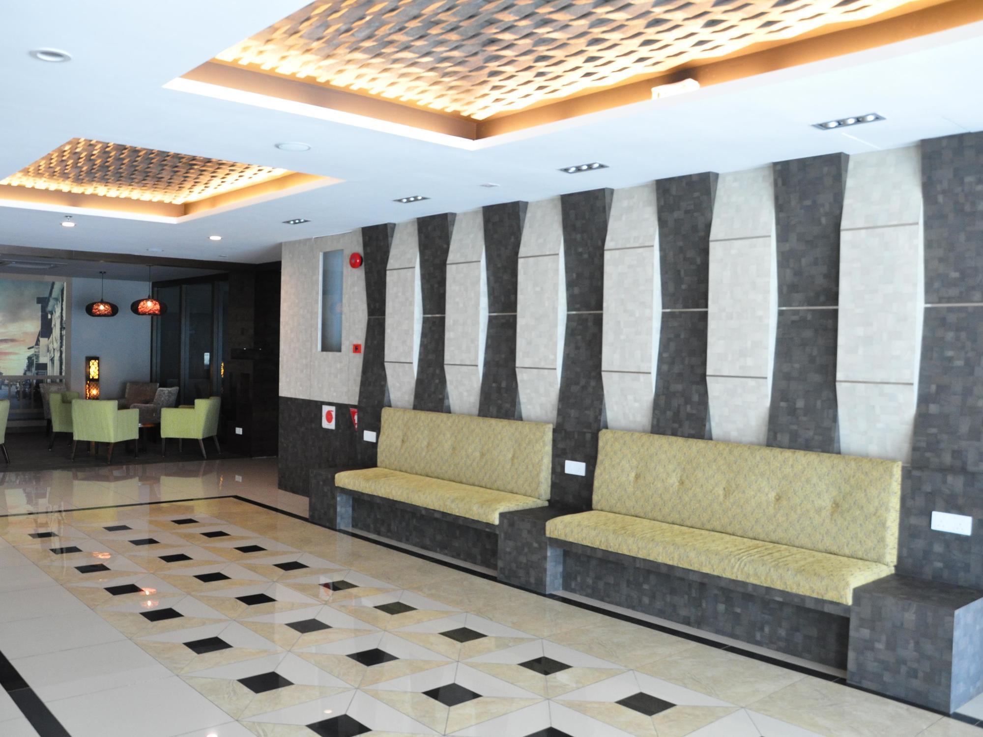 Valya Hotel, Ipoh Extérieur photo
