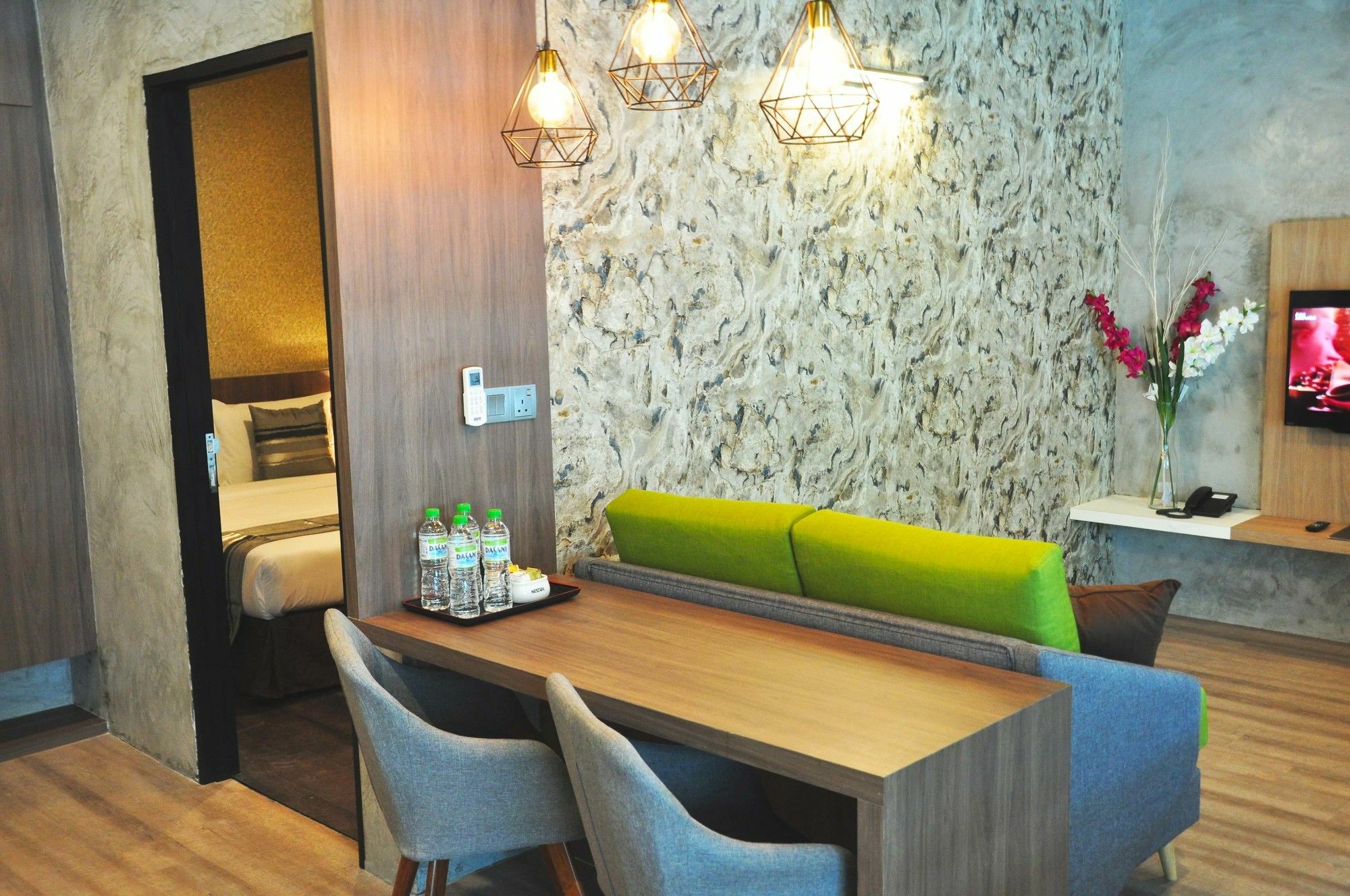 Valya Hotel, Ipoh Extérieur photo