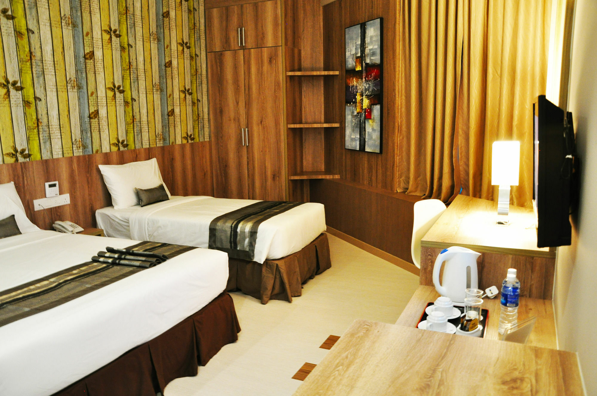 Valya Hotel, Ipoh Extérieur photo