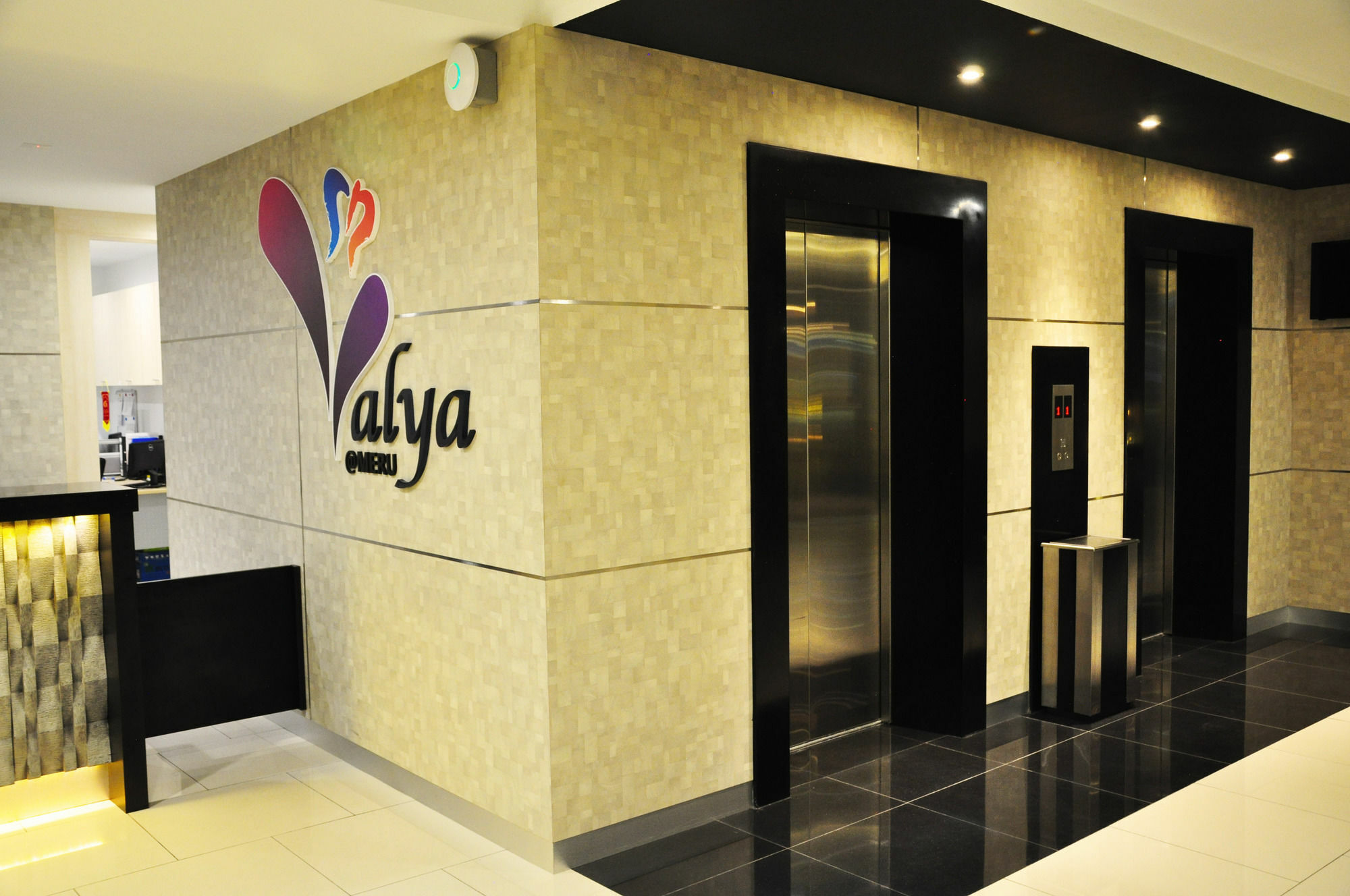 Valya Hotel, Ipoh Extérieur photo